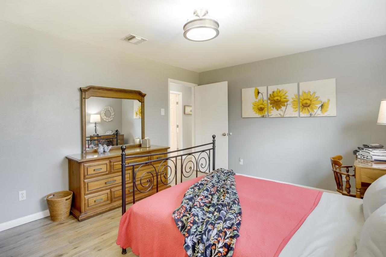 Cozy Shenandoah Home Less Than 2 Mi To The Woodlands Mall! Экстерьер фото